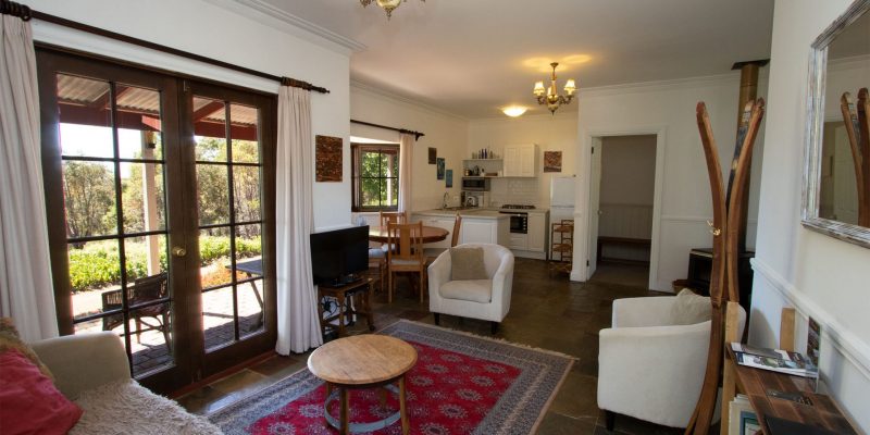 Mountain View Cottage Living Area Entry